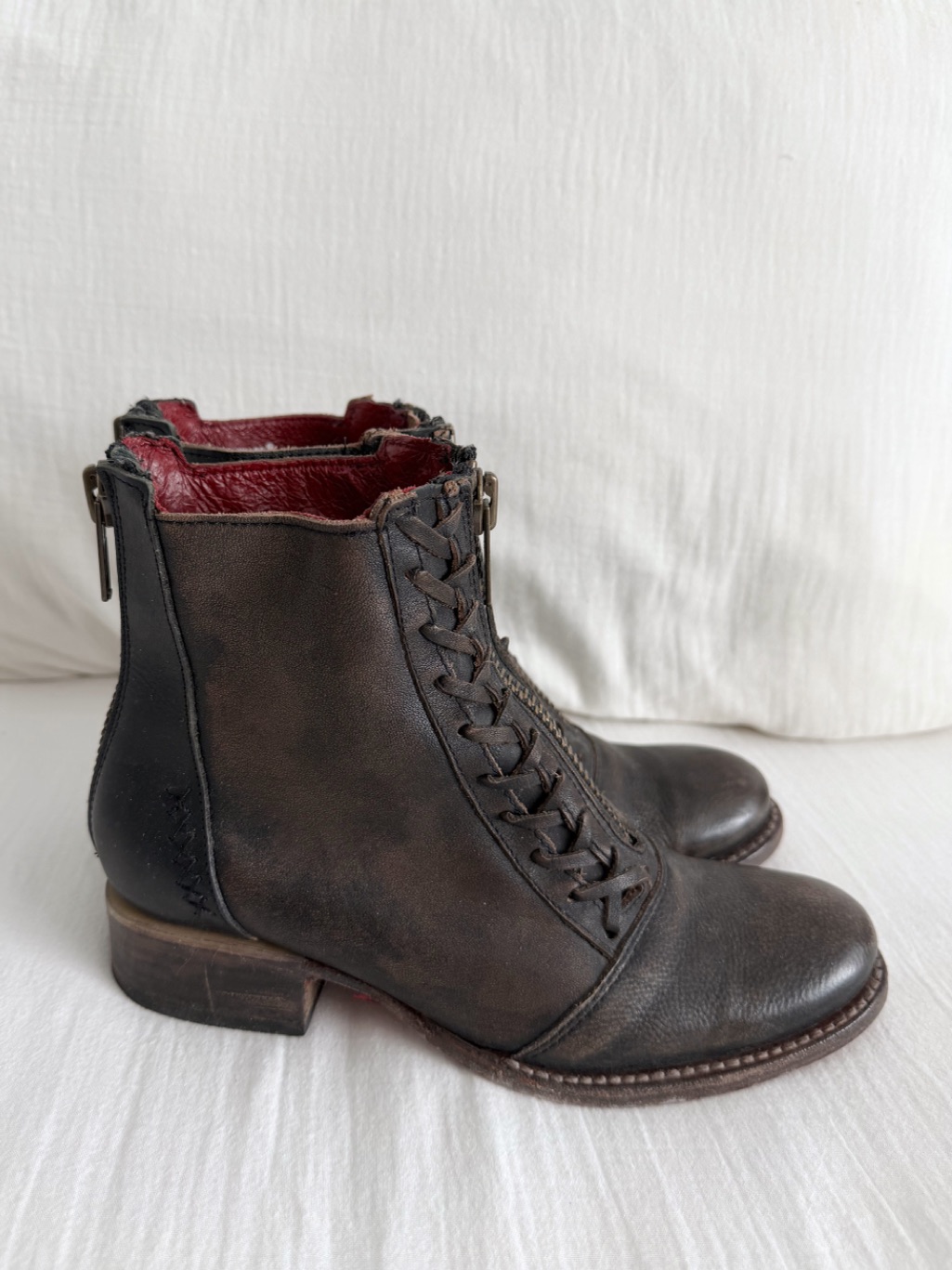 Freebird By Steven Brown Distressed Zipper Wales Ankle Boots